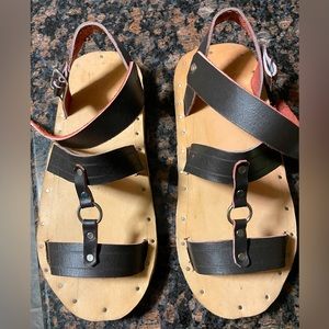 Leather sandals made in Mexico